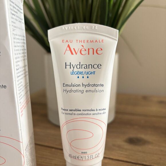 Avene Hydrance Light Hydrating Emulsion 1.3oz NEW - Picture 3 of 6